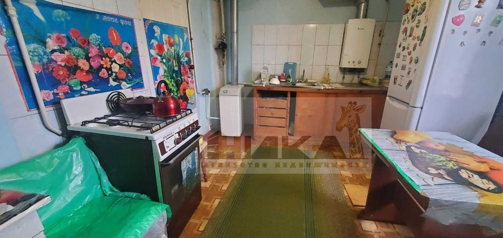 Продаж будинка вул. Стасова