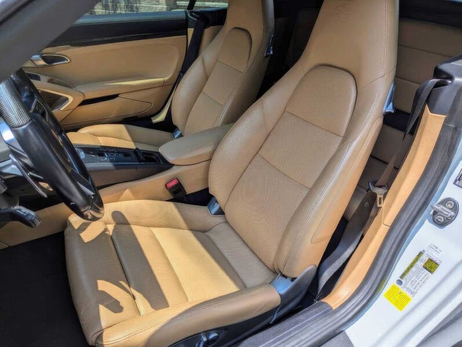 Porsche 911 Turbo S      2019