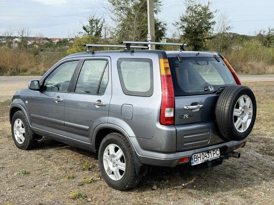 Продам автомобиль Honda-CR-V