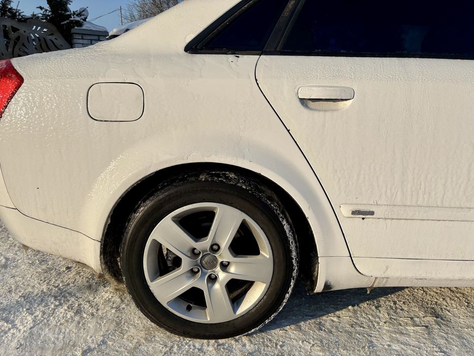 Audi A4b6 S line V6 газ/бенз