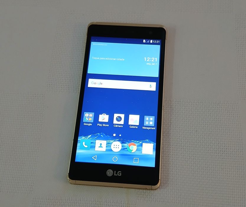 LG Telémovel usado modelo nas fotos