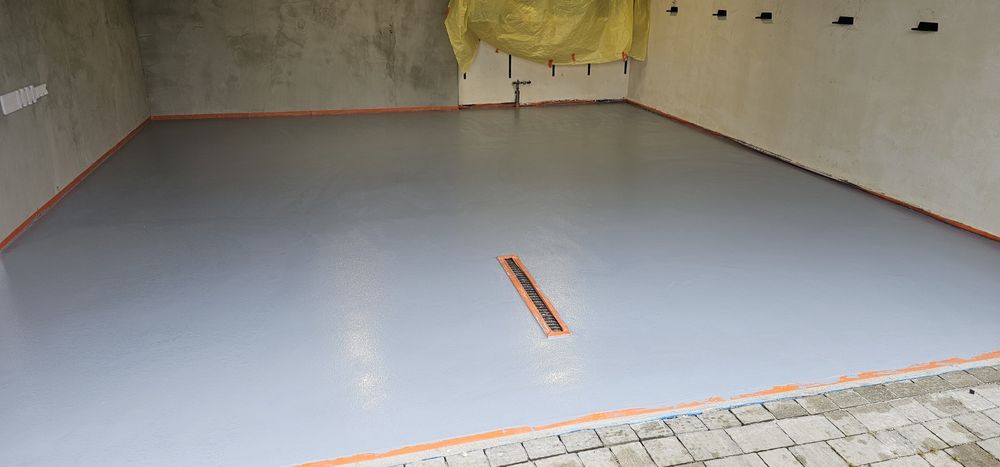 Żywica epoksydowa oraz mikrocement na posadzki