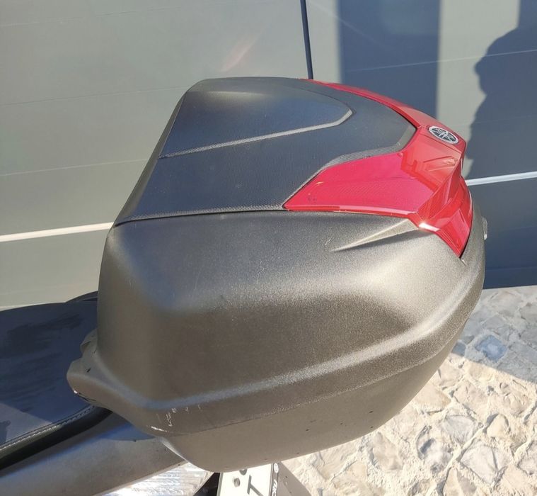 Yamaha nmax 125+ topcase