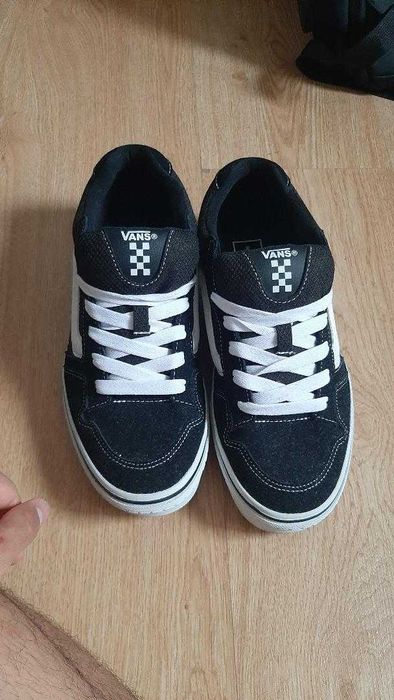 sapatilhas vans praticamente novas