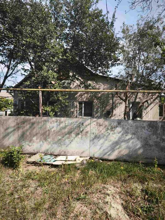 Продам газифікований будинок 100,1 кв.м зі зручностями та ділян 15сот