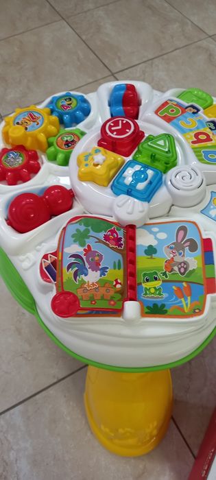 Mesa de brincar e pista de comboio