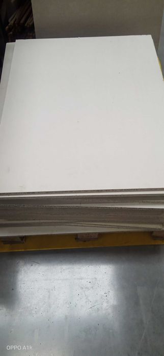 Płyty betonowo-włóknowe