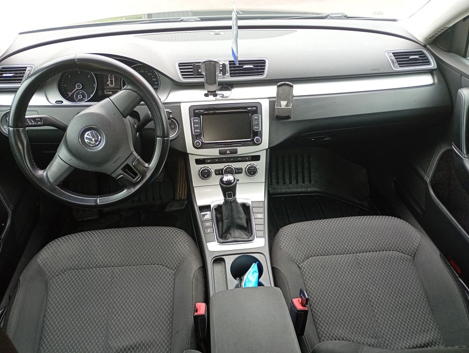 Volkswagen Passat B7  1.6TDI
