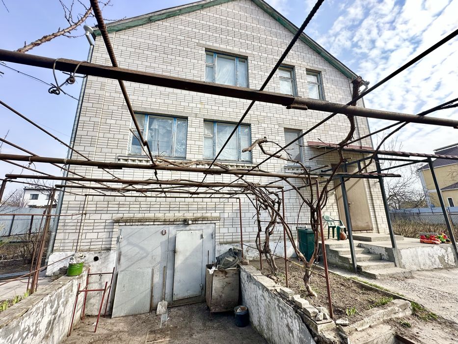 Продаж будинку права сторона Борисполя