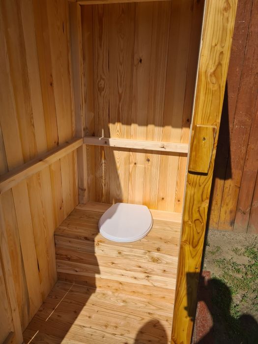 WC, wychodek, toaleta nowa na budowę, działkę