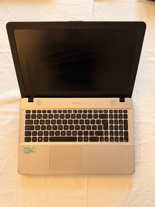 ASUS i7 + SSD 1TB | 8GB RAM | GeForce 920MX