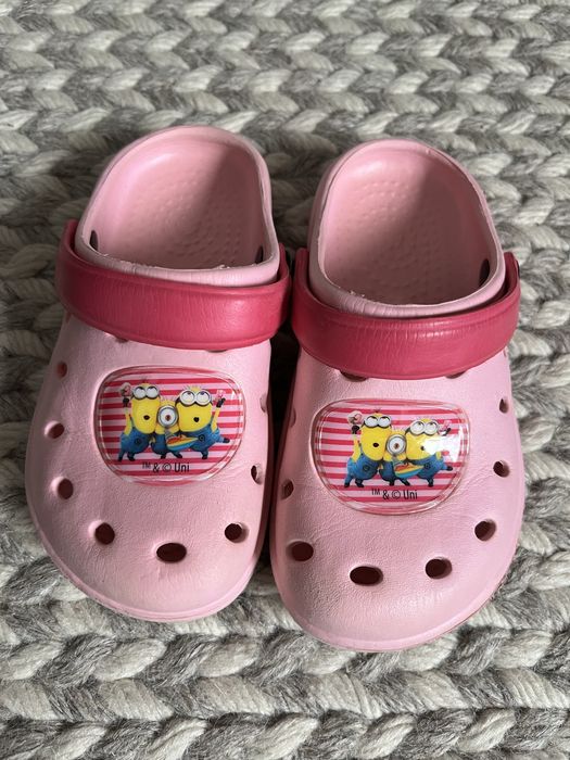 Klapki basenowe różowe 24/25