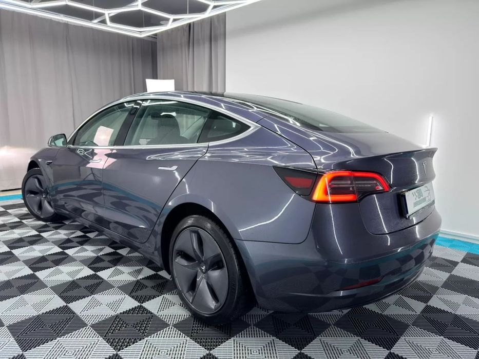 Tesla Model 3 Standard RWD Plus foto 5