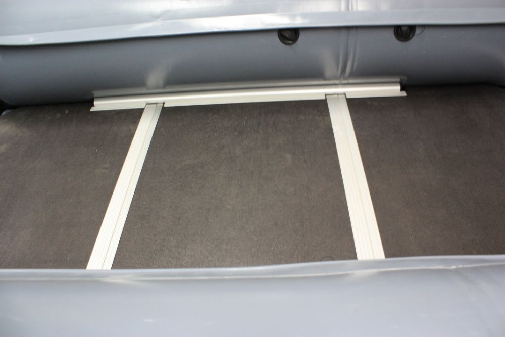 Лодка килевая THUNDER TМ-310М