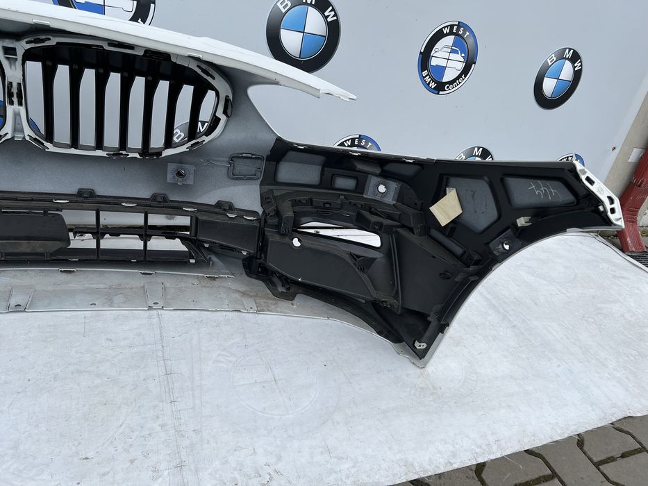 Бампер передній bmw 1 f40