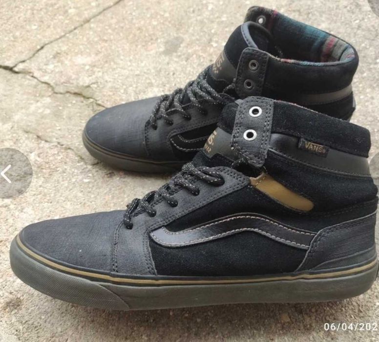 Tenis bota em bom estado VAMS