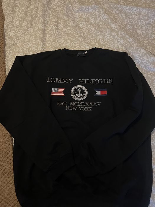 Sweat  preta Tommy Hilfiger nova