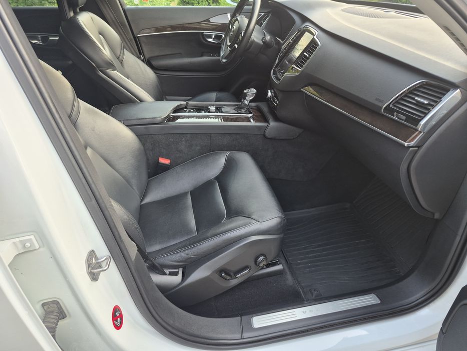 VOLVO XC 90 2017
