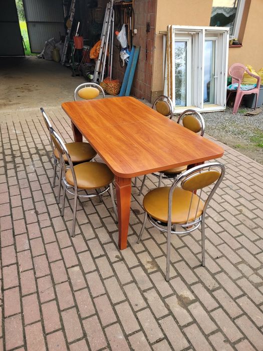 Sprzedam stół kuchenny