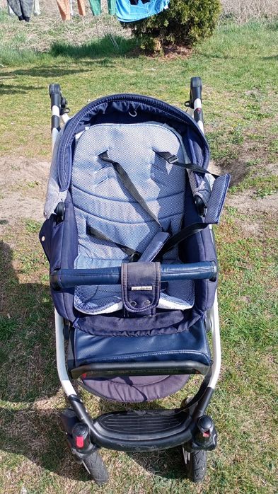 Wózek spacerowy z gadola firmy Bartletta Adamex 2w1