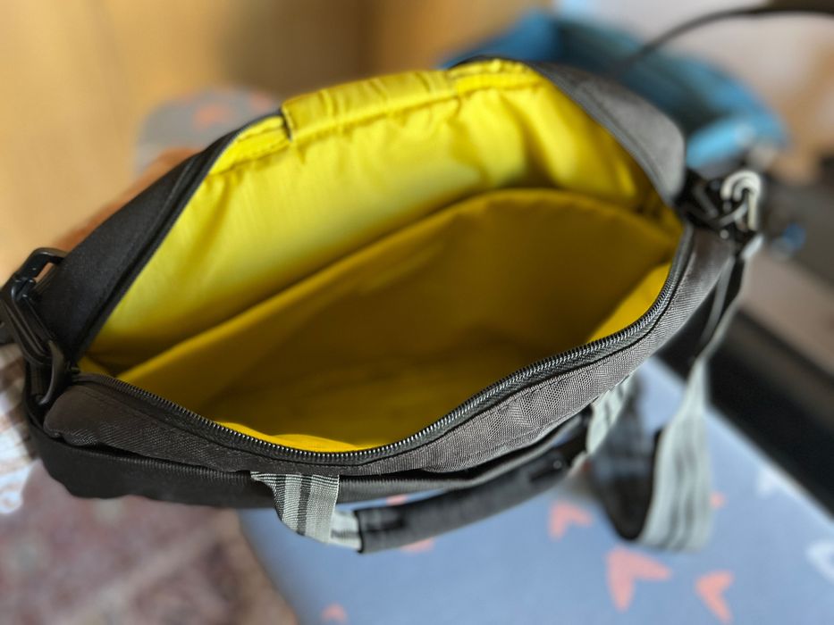 Pasta SAMSONITE, muito pouco uso