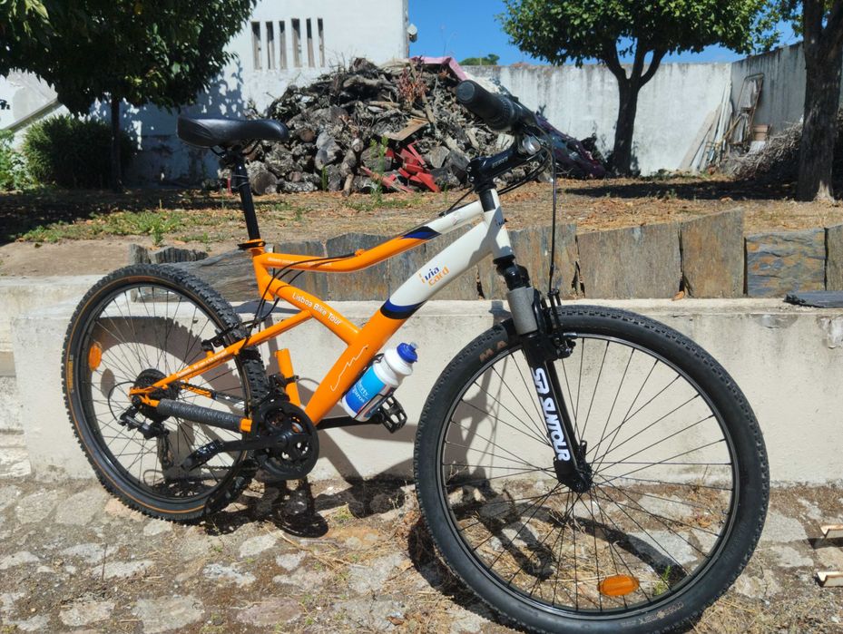 Bicicleta BTT, com muitos upgrades, Ler descritivo