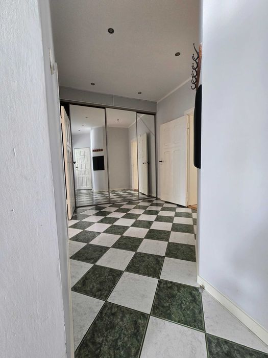 70m2/I piętro/mieszkanie w  centrum Drezdenka / ul. Kościuszki 8/obok banku PKO BP/