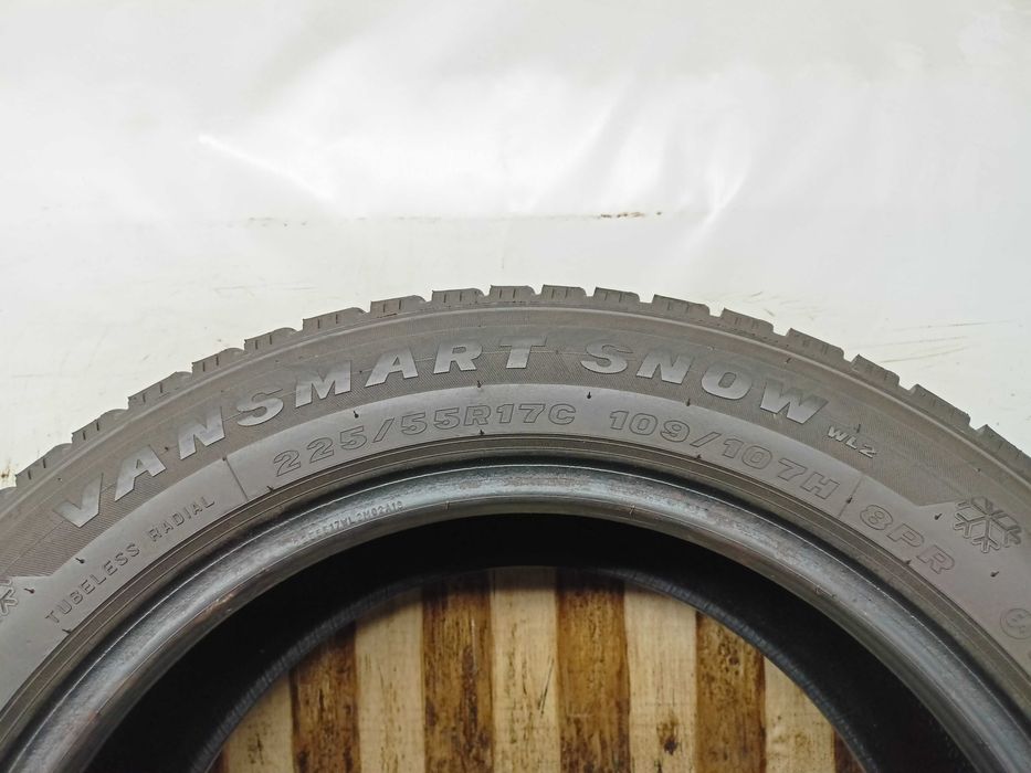 Maxxis VanSmartSnow 225/55/17C 2023r 109/107H 2x9,2 2x8,3mm (5022)