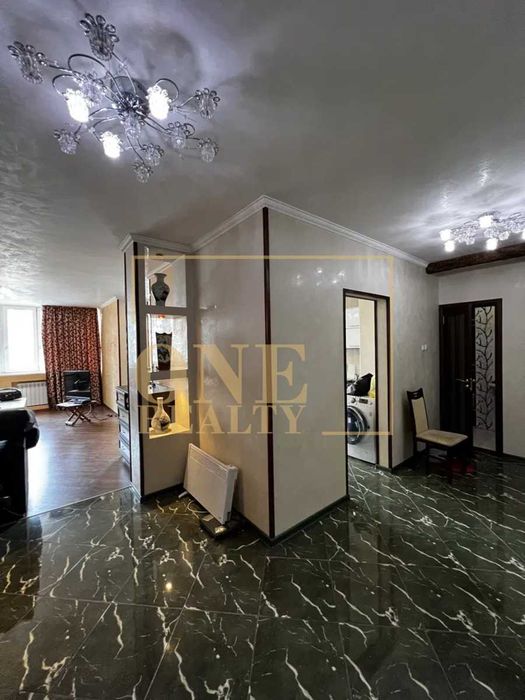 Продаж 2к квартири 88 кв. м Позняки, ЖК Корона, ТЦ River Mall