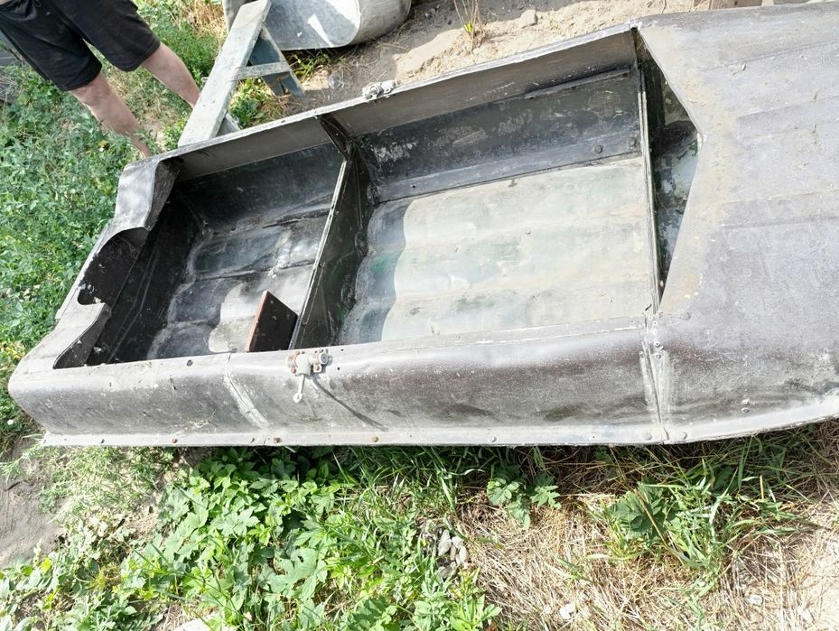 Продам лодку Романтика