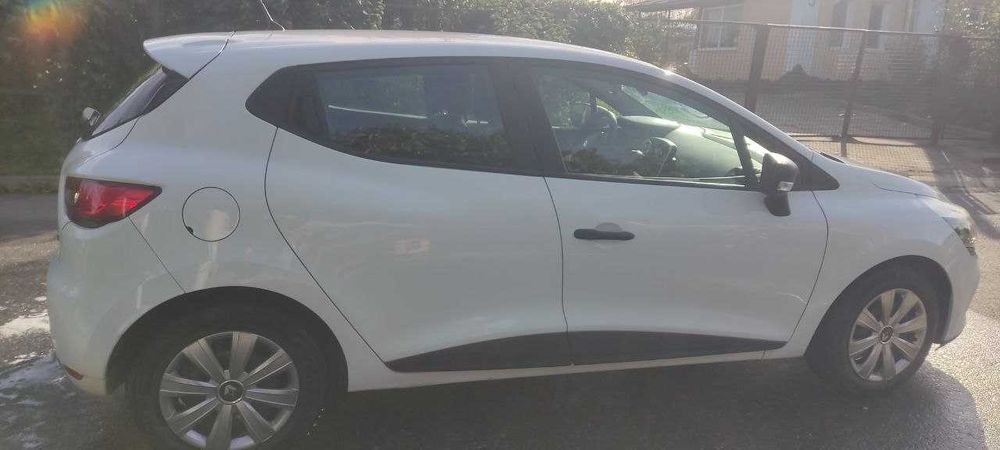 Автомобіль Рено Кліо