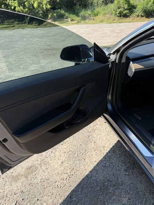 Продам Tesla Model 3 2019 Long Range Dual Motor 75 D