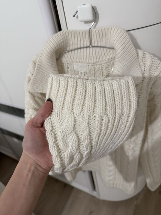 Cвитер H&M  молочний