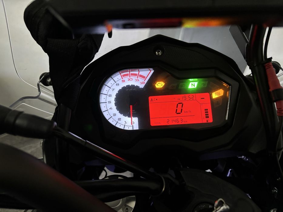Benelli trk 502x (35kw)