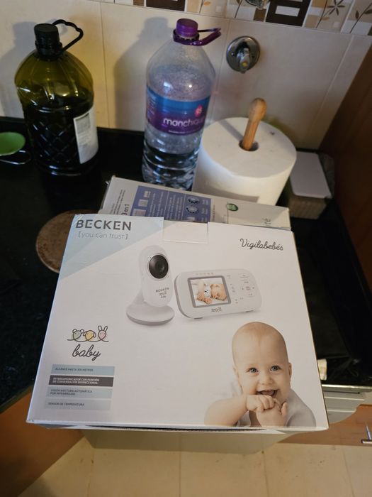 Bomba de tirar leite e camara de quarto