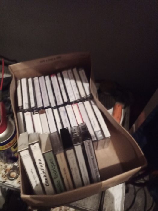 New and Used Cassette Tapes64550579232771122