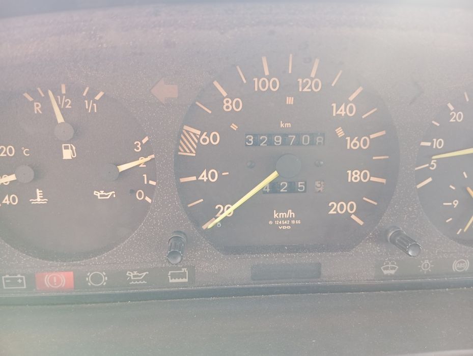Mercedes Benz W124 1988