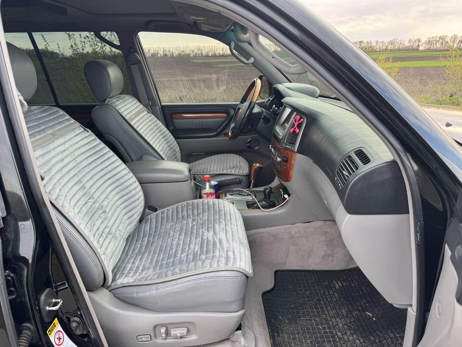 Lexus lx470 2004 року