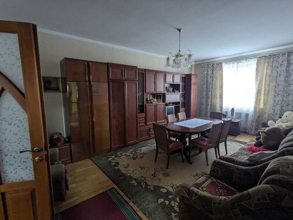 Продається будинок з господарством в с. Ганусівка по вул. Миру (2)