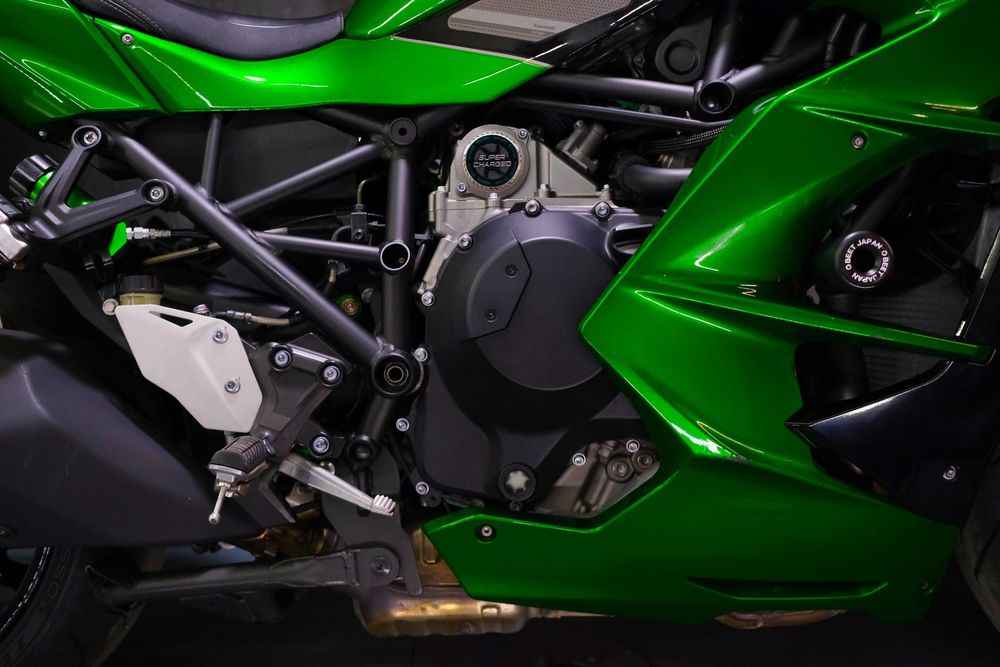 Kawasaki ninja H2-SX SE із Японії