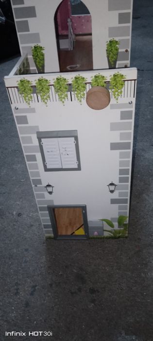 Casa de bonecas  madeira