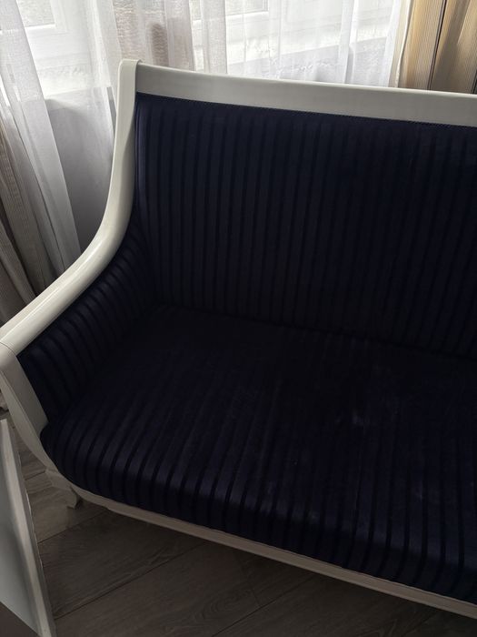 Sofa ręcznie robiona z drewna