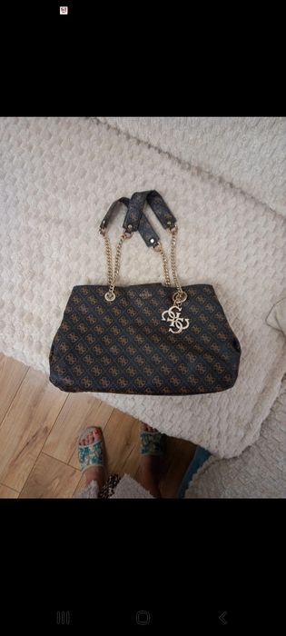 Torebka damska Guess na ramię