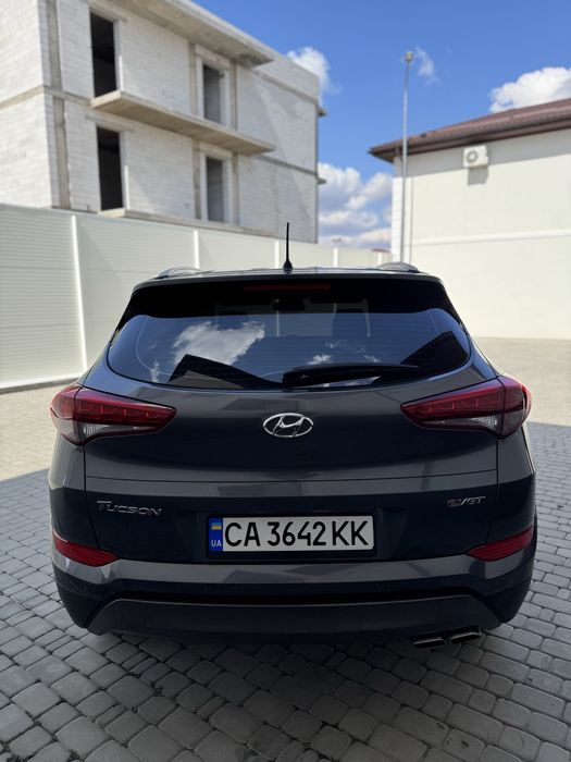 Hyundai tucson 2016