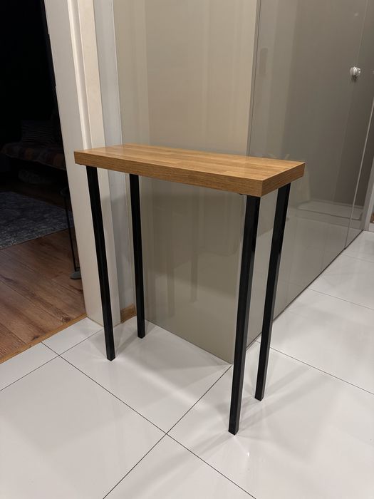 Konsola Półka LOFT na czarnych metalowych nóżkach