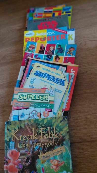 Płyty, książki i czasopisma głównie bajki.