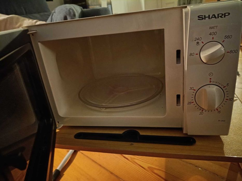 Mikrofala marki Sharp