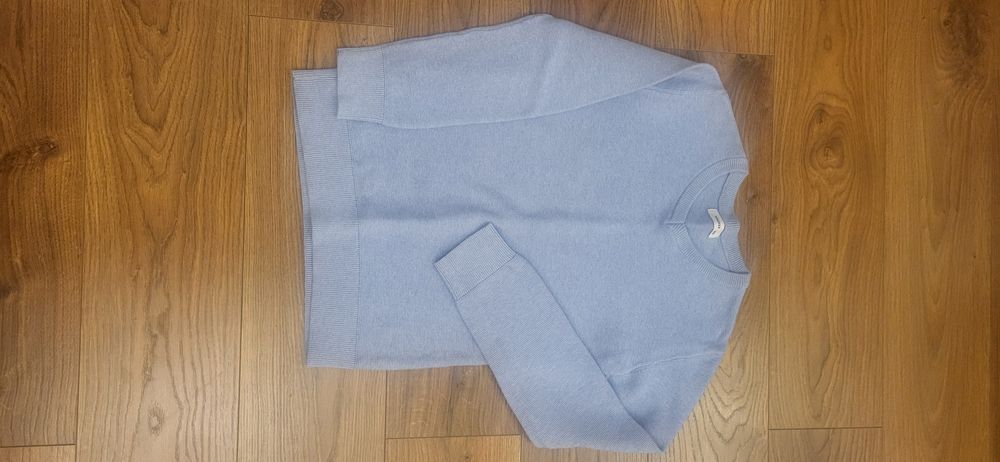 Sweter Reserved rozm. 134 cm