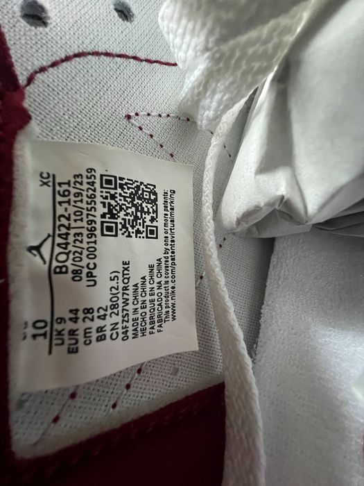 Jordan 1 Retro High ’85 OG Metallic Burgundy – EU 44 / US10 – nowe DS