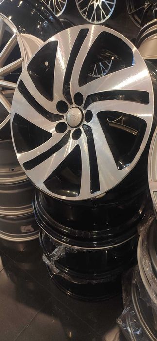 Jantes originais Evoque 18”  5x108 Peugeot, Citroen, Range Rover